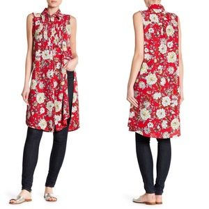 Vertigo Paris Floral Sleeveless Split Tunic Top